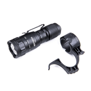 NEXTORCH TA21 Taktische LED Taschenlampe, 1300 Lumen weiß, 150 Lumen rot, Kopf mit Nano- Keramik Glasbrecher, Stroboskopfunktion, inkl. FR-1 Führungshilfe