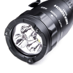 NEXTORCH TA21 Taktische LED Taschenlampe, 1300 Lumen weiß, 150 Lumen rot, Kopf mit Nano- Keramik Glasbrecher, Stroboskopfunktion, inkl. FR-1 Führungshilfe